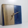 Horloge noyer et résine – Image 4