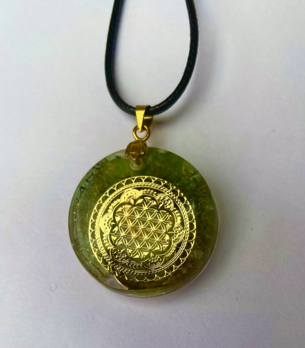 Orgonite pendentif péridot